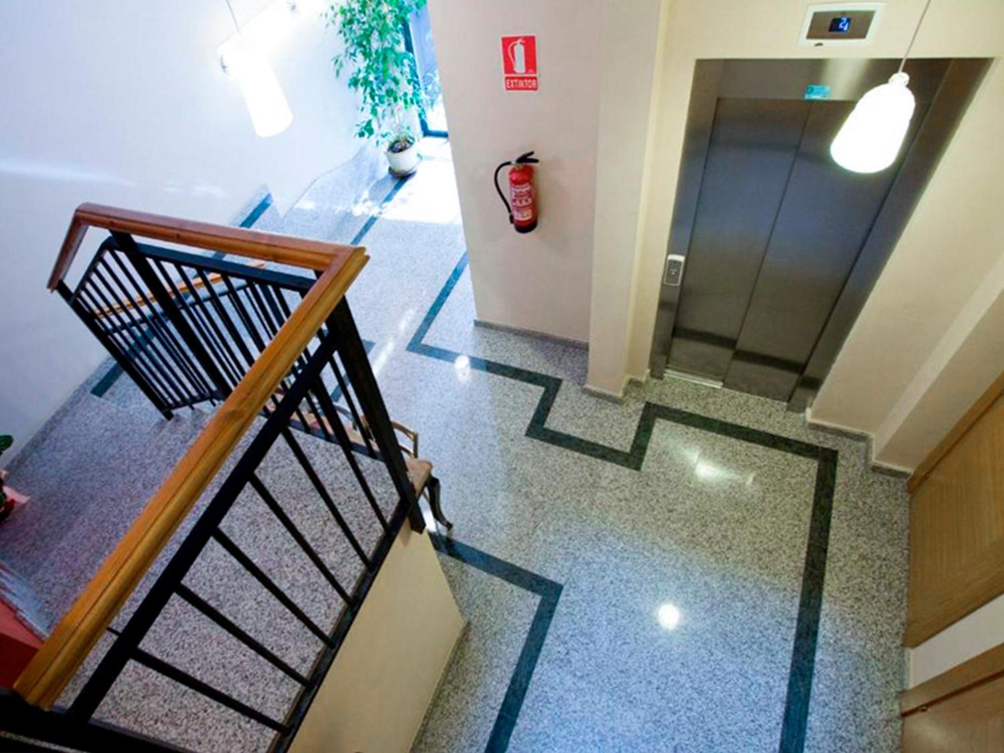 Apartamentos Senorio De Haro 3000 Exterior foto